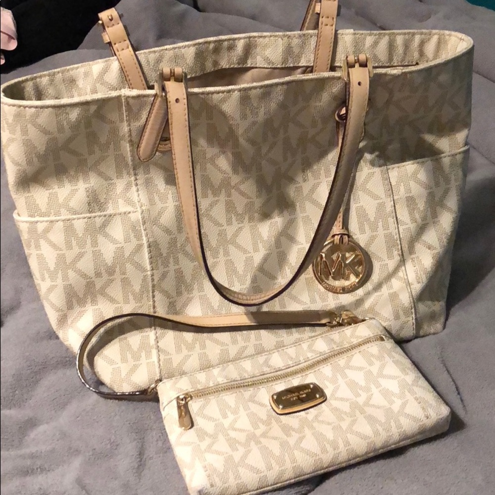 MK jet set travel tote